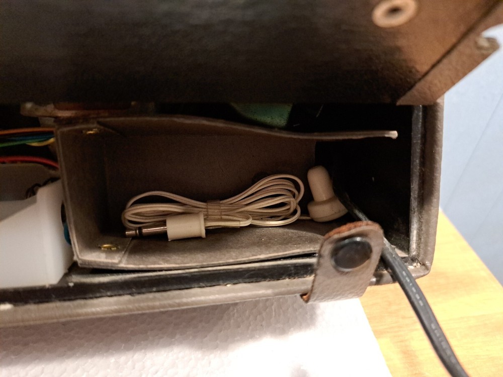 Vintage JC Penney Solid State Radio