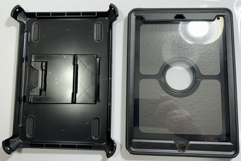 OtterBox Defender Rugged Case Apple iPad Pro 9.7” - Black