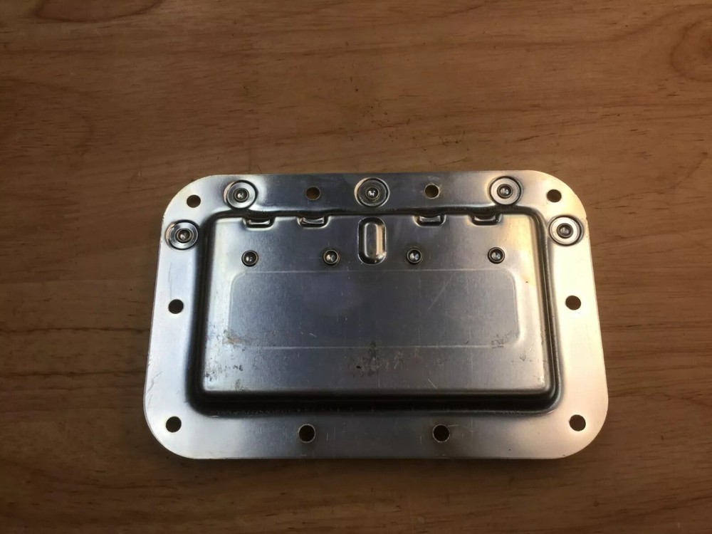 Penn ELCOM Medium Rivet Protected Recessed Flight Case Handle