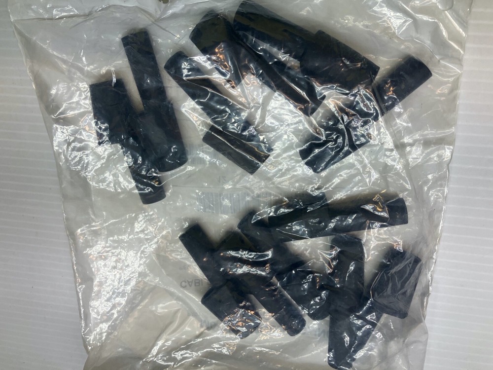 COMMSCOPE | FA-L16-BOOT Low Inductance Hybrid Cable Slide Boot, 12/Pkg