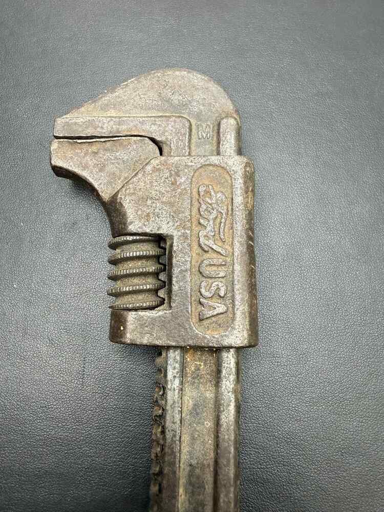 Vintage Ford Script Adjustable 9" Monkey Wrench SPB-TS 360673