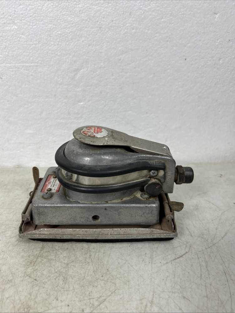 Mac Tools Palm Sander Model AS105 Used
