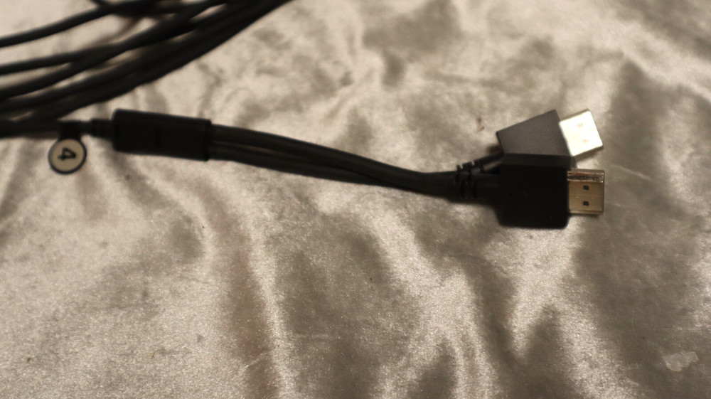 Sony Playstation 4 PS4 VR PSVR Headset and processor unit(NO CAMERA/CONTROLLERS)