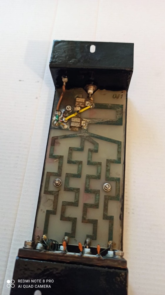 META module to divide 150 watts and drive 4 x 4 LB FM Broadcast Power Amplifiers