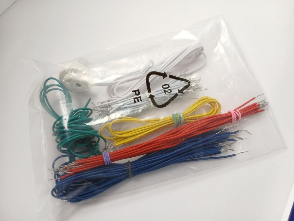 Maxitronix ELECTRONIC LEARNING LAB With 200 Educational Wiring Projects COMPLETE