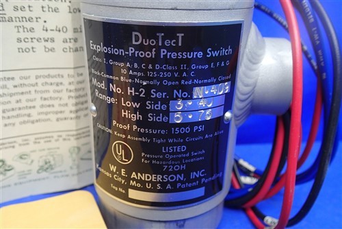 W.E. ANDERSON DouTecT EXPLOSION PROOF PRESSURE SWITCH MODEL H-2 NOS UNUSED