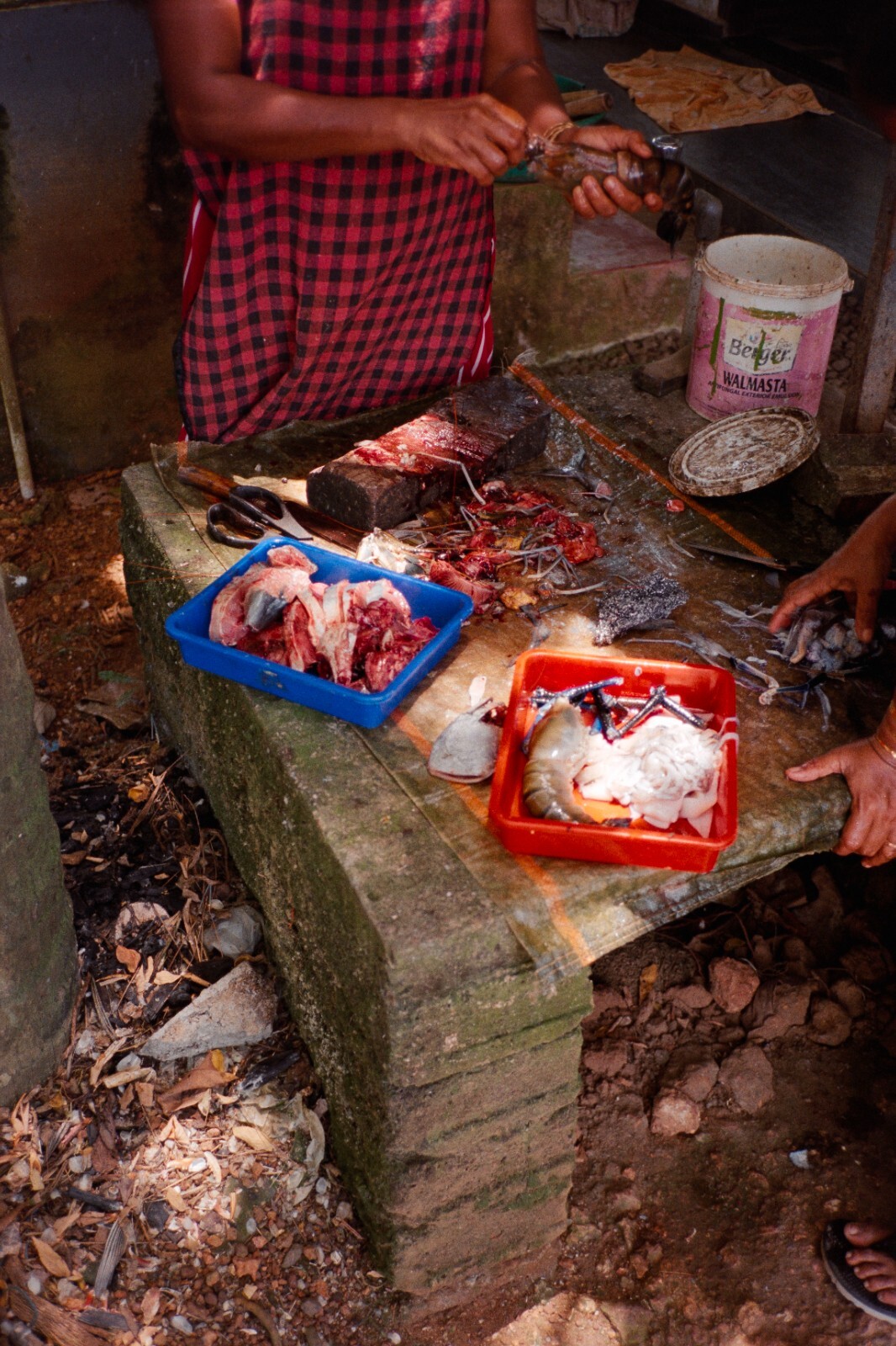 30m Dealer's V3 250D, RESPOOLED Kodak Vision 3 AHU, NO REMJET C41 35mm Film Bulk