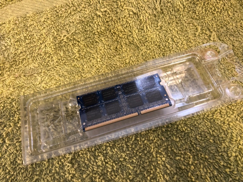 20 PCs ANTI STATIC MEMORY BOX CASE HOLD 2 PCs DIMM FOR DESKTOP NOTEBOOK SERVER