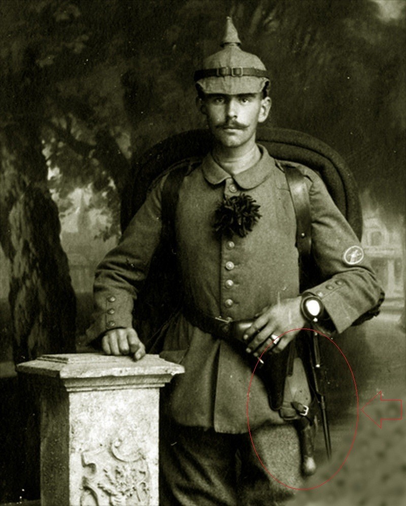 German Army WWI Relic Soldiers Small Trench Shovel – MG 08 Spaten