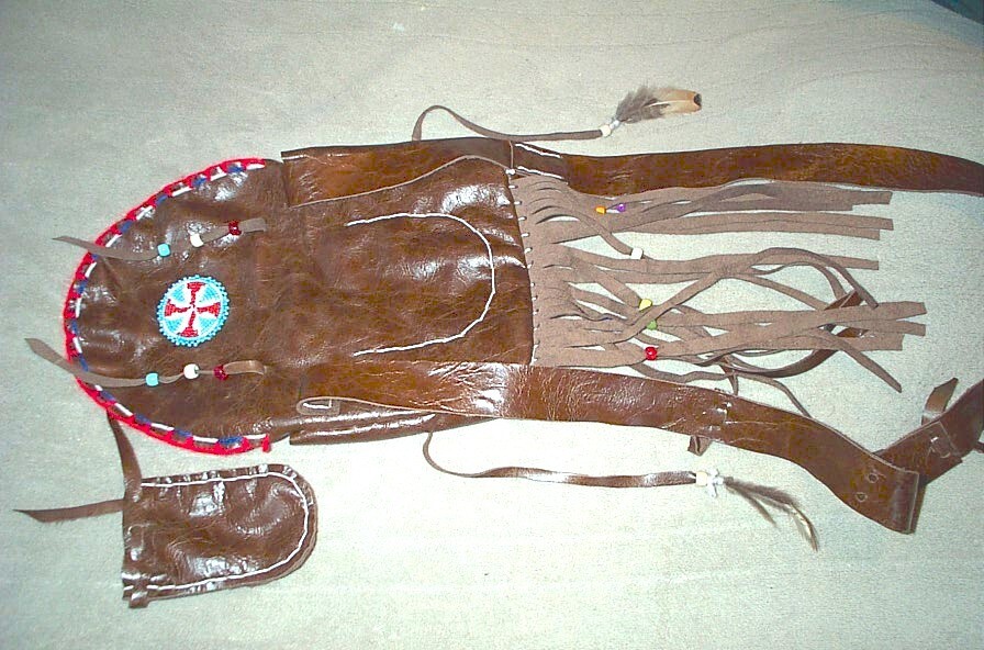 BLACK POWDER, BEAVER TAIL, LEATHER POSSIBLE BAG