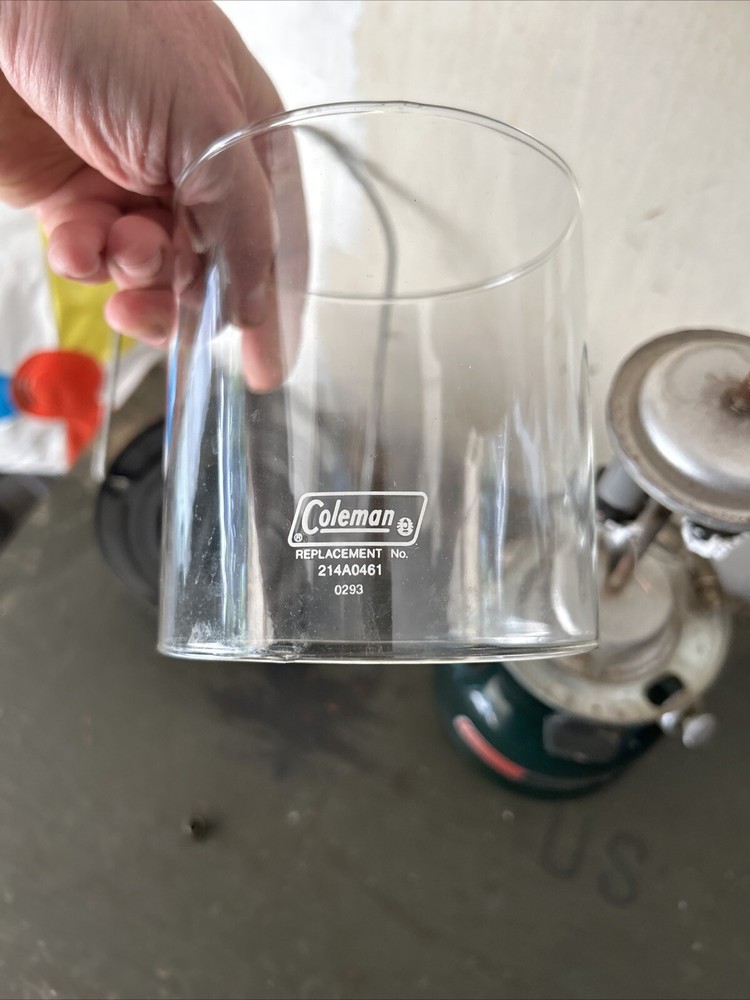 COLEMAN ADJUSTABLE TWO MANTLE LANTERN WITH Date 5-86