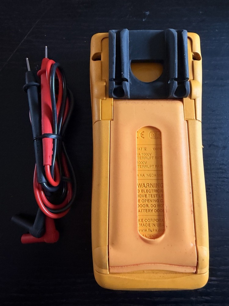 Fluke 725 Multifunction Process Calibrator - Ships from Ohio - Read Description