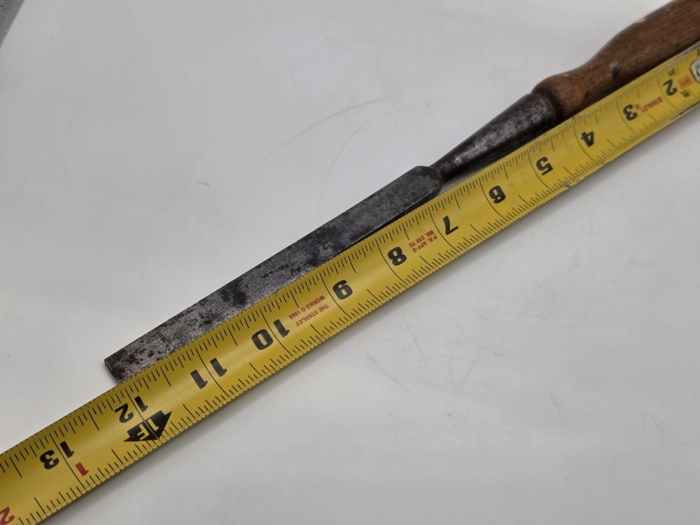 Sharp Vintage Fulton 1/2" Beveled Edge Socket Chisel
