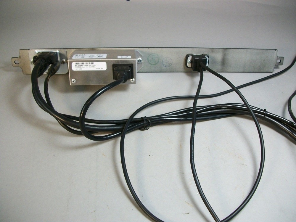Dell Re-Directional Power Distribution 19" Rack Panel - Used