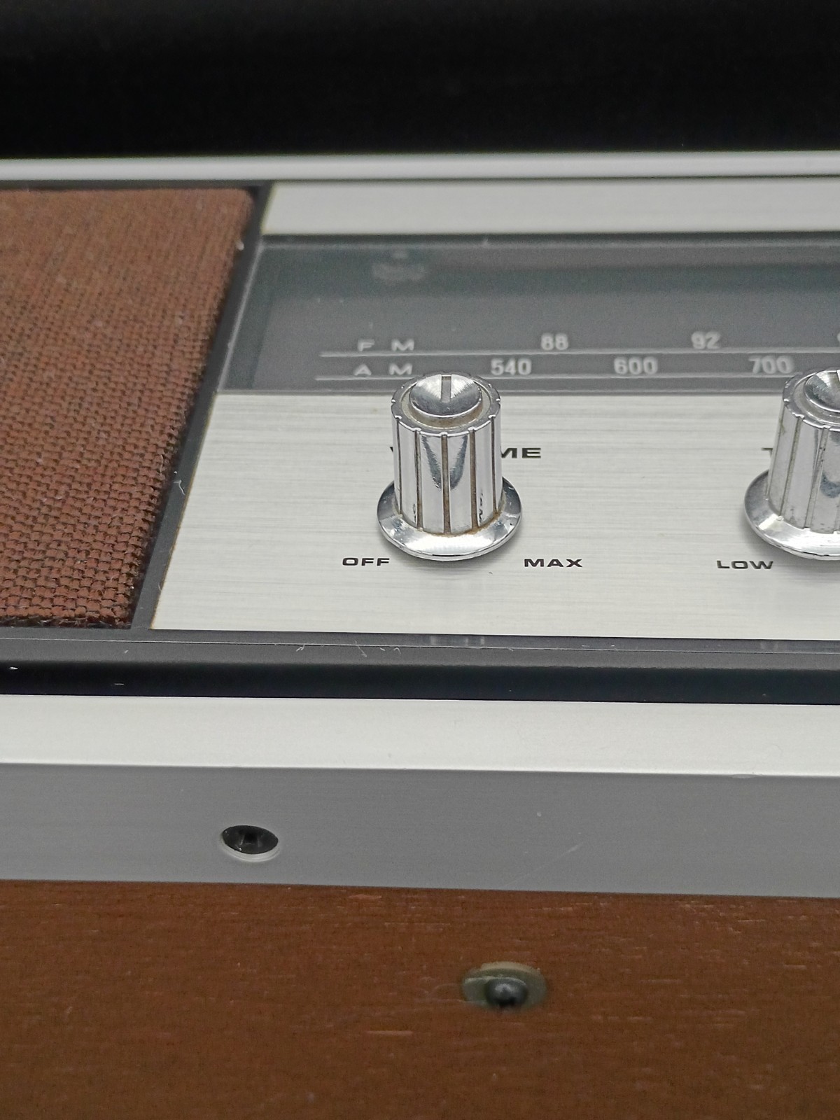 Vintage Sony 8F-56W AM FM 9 Transistor Table Radio Wood Cabinet Japan Working