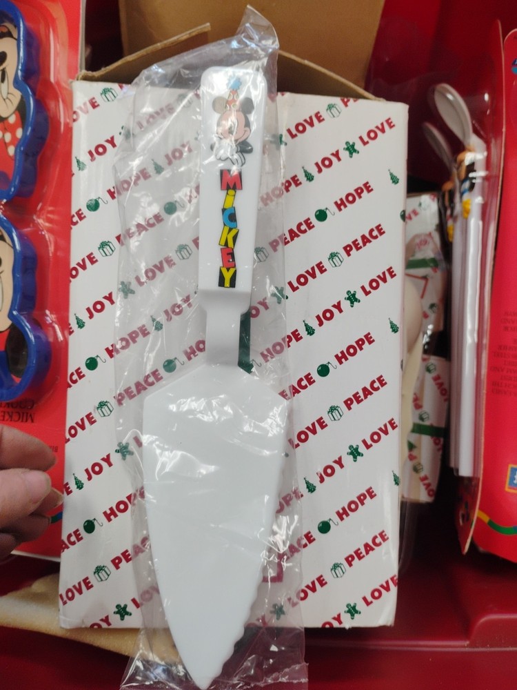 Mickey Plastic Cake Knife