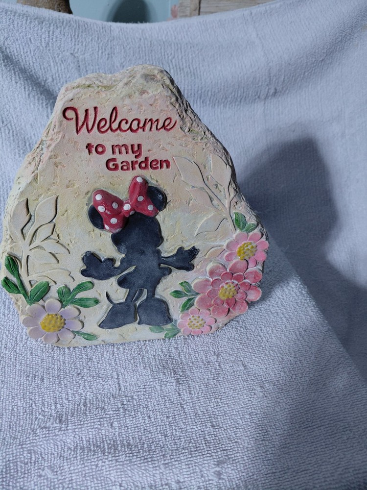 DISNEY GARDEN STONES