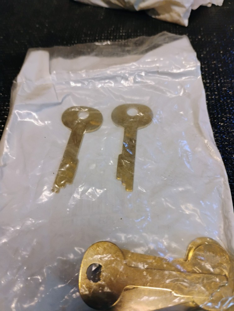 ILCO 1028G key blank