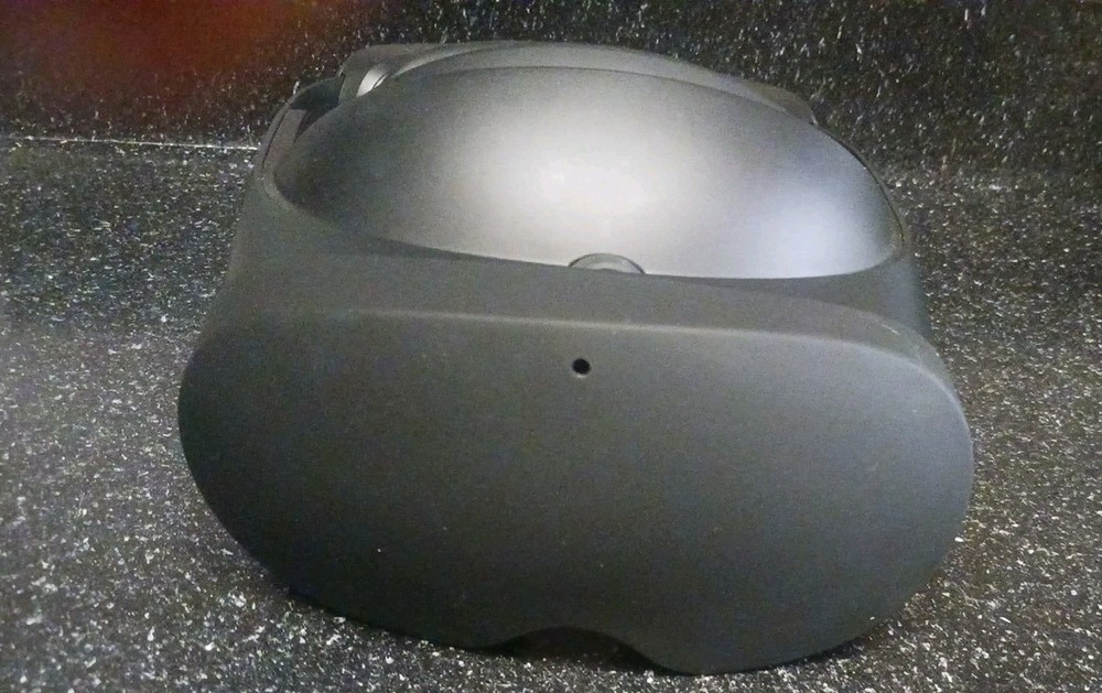 Meta Quest Pro VR 256GB Headset Only + charging dock (No Controllers) TESTED