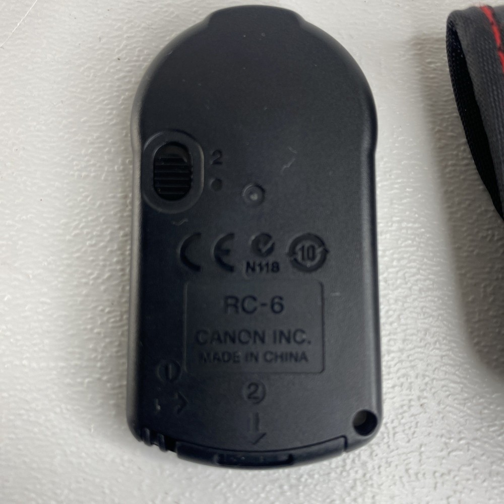 Genuine OEM Canon RC-6 Remote Controller w/ Protective Case (en89)