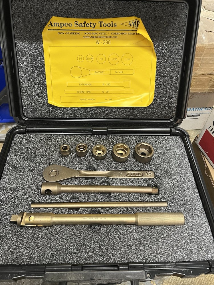 AMPCO **New* Socket Set with Case. Brass