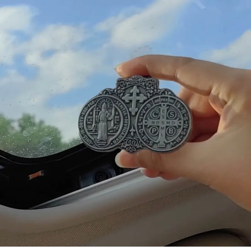 St BENEDICT Auto Car Visor Clip Protection Medal Medalla San Benito Carro Coche
