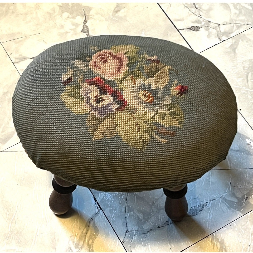 Vintage Needlepoint Footstool Floral Embroidery Wood Legs Oval Small Stool Read