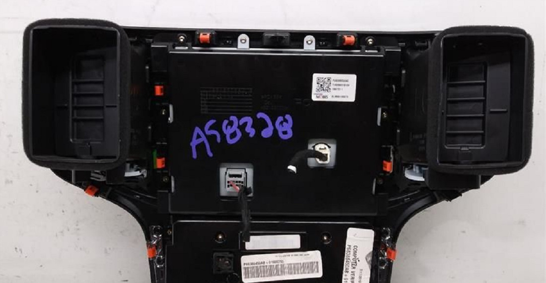 2019-2020 Jeep Grand Cherokee Climate AC Heater Control Unit w/ Bezel OEM