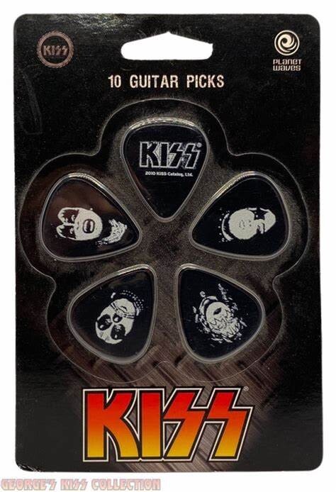 Kiss- Guitar Pick Collection 40 picks