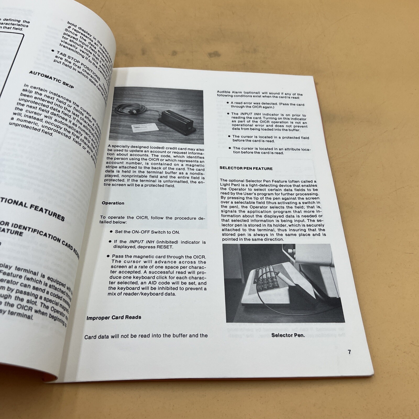 Telex Terminal Communications TC 277C Keyboard Display Terminal Operators Manual