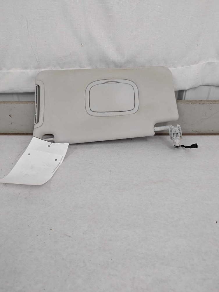 2015-2022 Jeep Renegade Left Hand Driver Side Sunvisor Illumination Gray OEM
