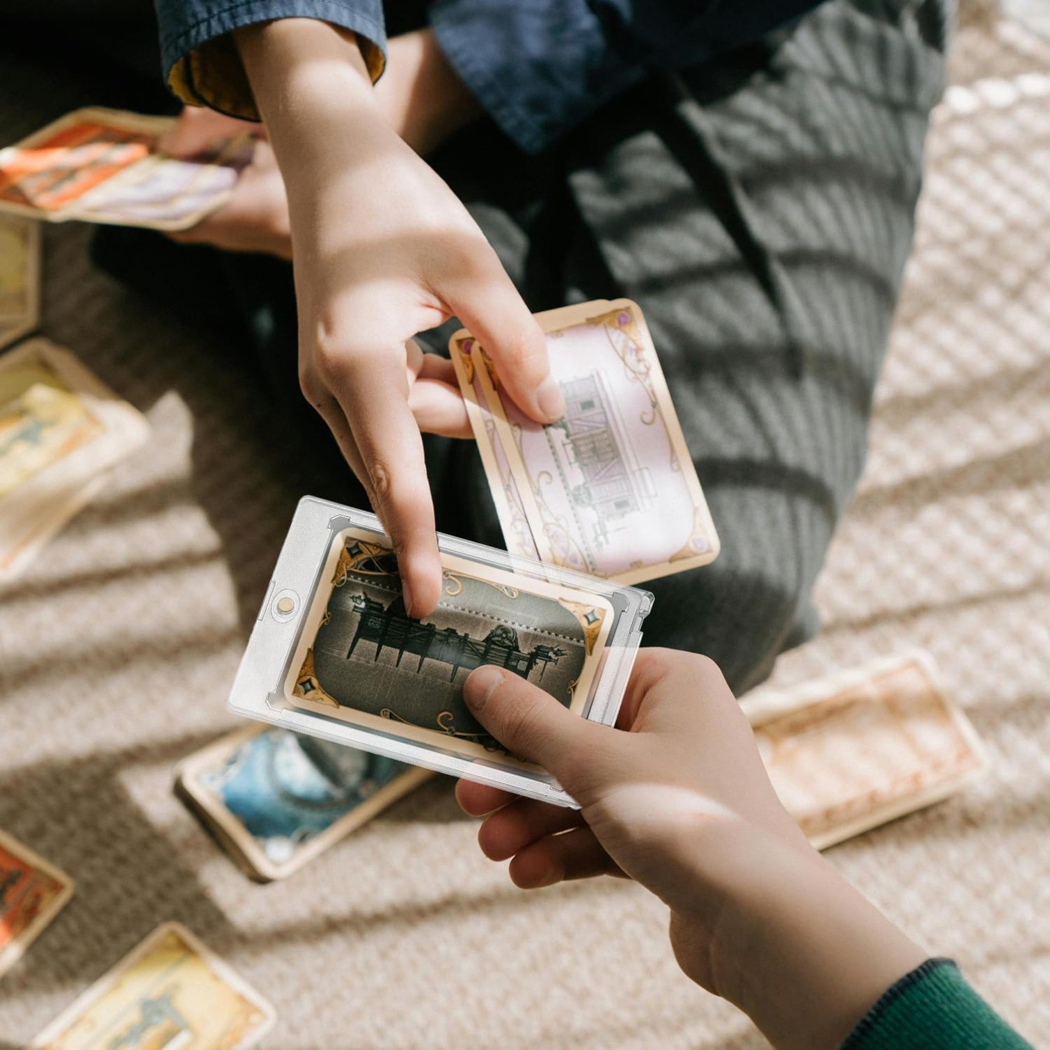 25 PCS 35pt Magnetic Card Holder for Cards, One Touch Hard Plastic Thick Cases