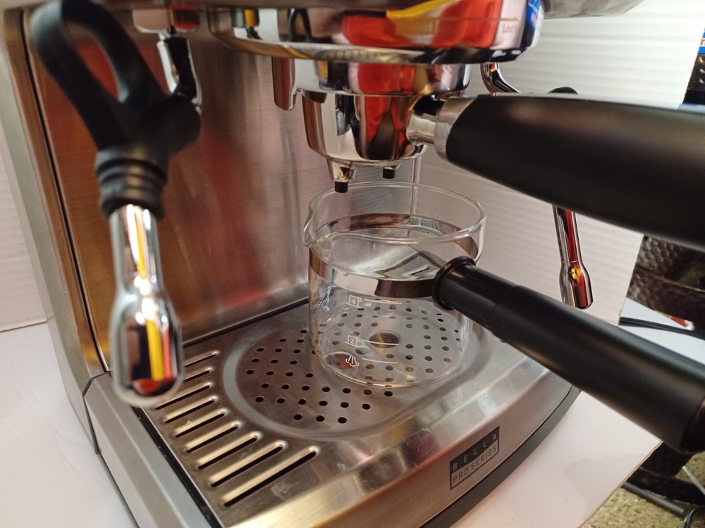 Bella Pro Series 19 Bar Espresso Maker TSK-1859B InGood Condition