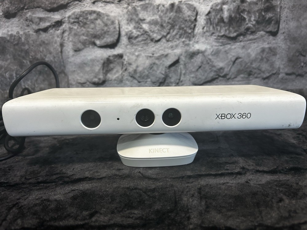Microsoft Xbox 360 Kinect Sensor White Model 1414 Motion Camera Untested
