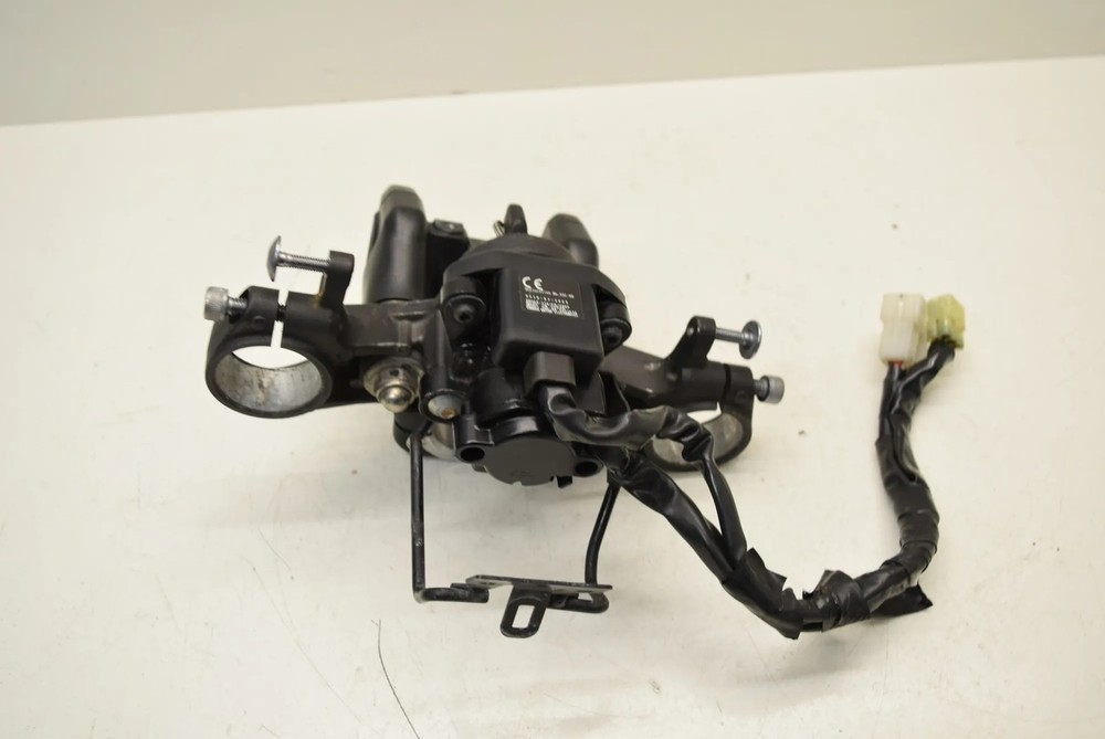 YAMAHA XSR 700 ABS RM11 2015 - Complete lock set tank cap ignition switch set