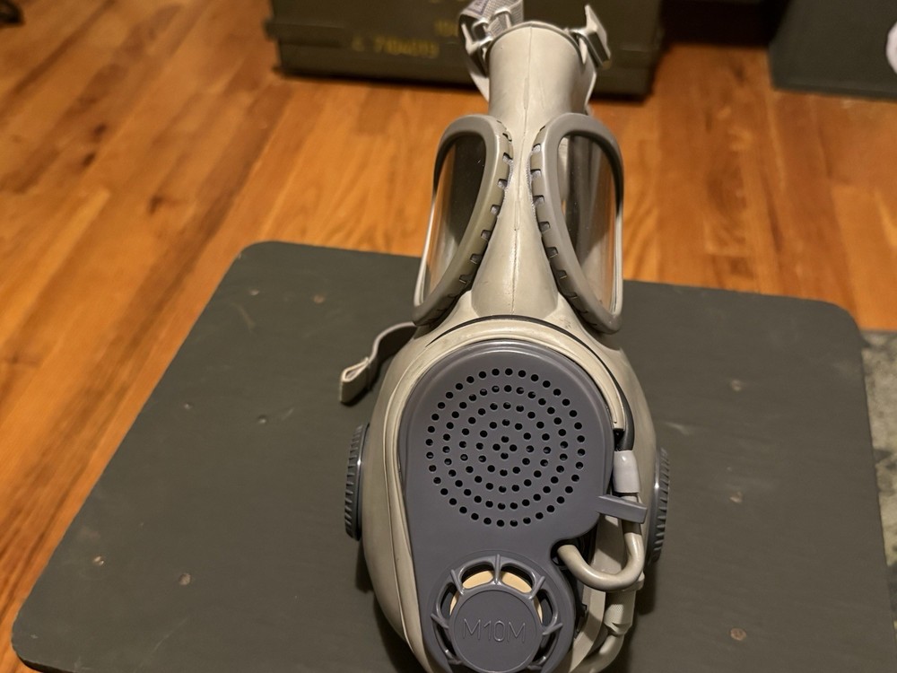 Czech M10M Gasmask