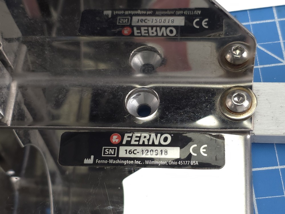 FERNO Model 521 Oxygen Bottle Tank Bracket Holder Mount **Read Notes**