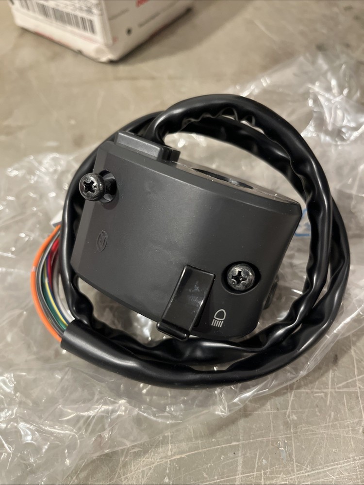 X11 OEM Ducati Left Hand Switch 65110071A