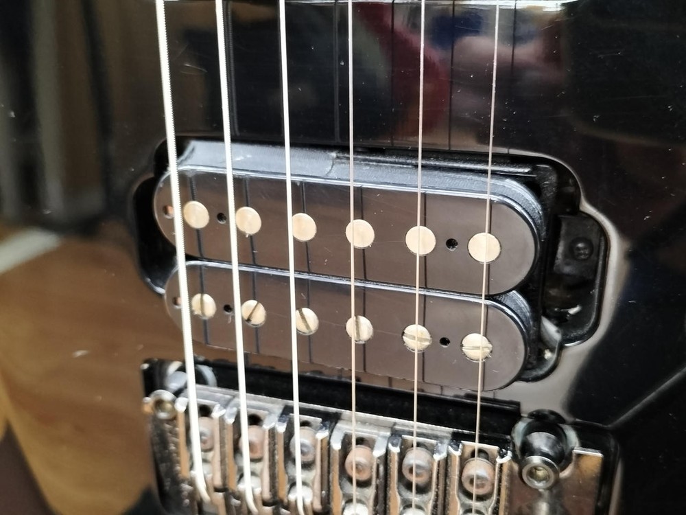 FERNANDES FR-85 electric guitar