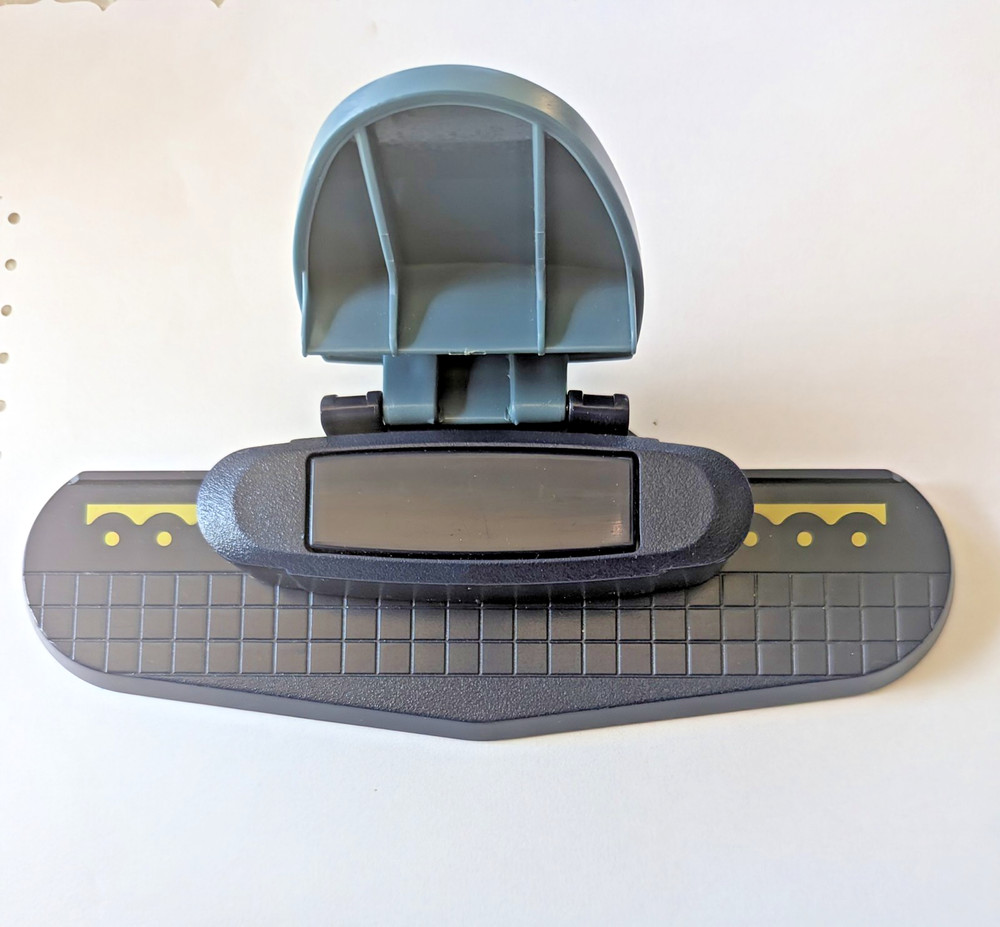 Fiskars Threading Water Continuous Border Punch Circles Dots Scallop