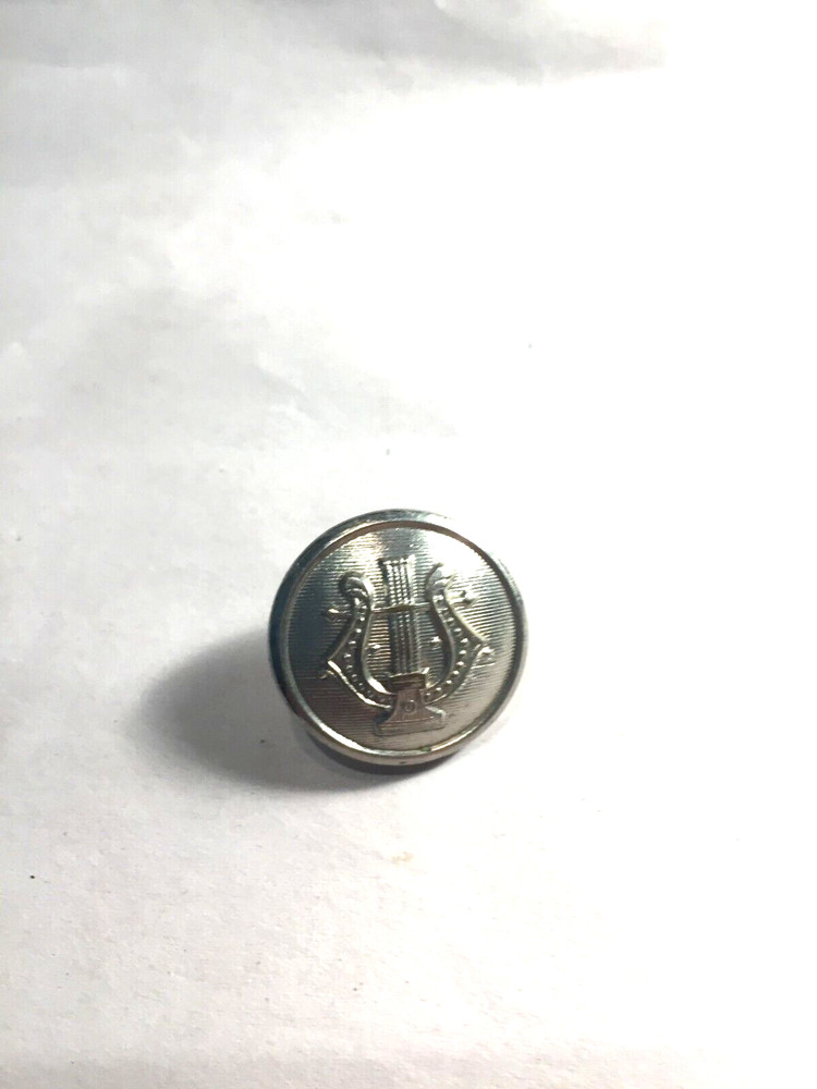 Band Button