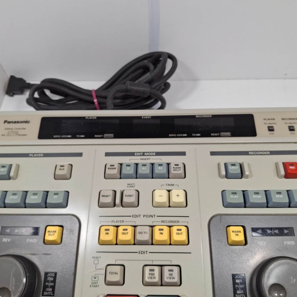 Panasonic AG-A770 Editing Controller Keyboard – Powers On – w/ 15-Pin Cable