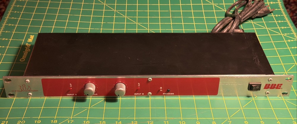BBE 382i Sonic Maximizer - Rack Mounted Sound Processor Clean Working Tested
