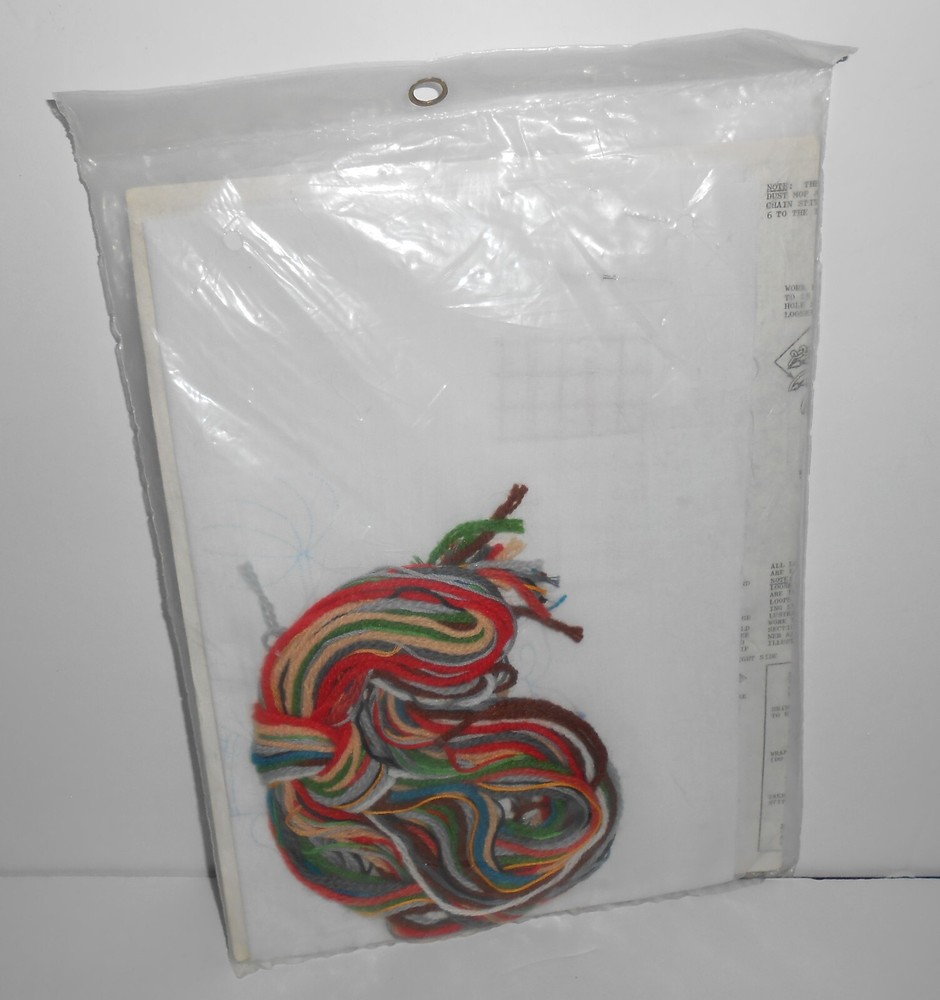 Bucilla Needlecraft Kit #3527 'SUPER MOM' SAMPLER