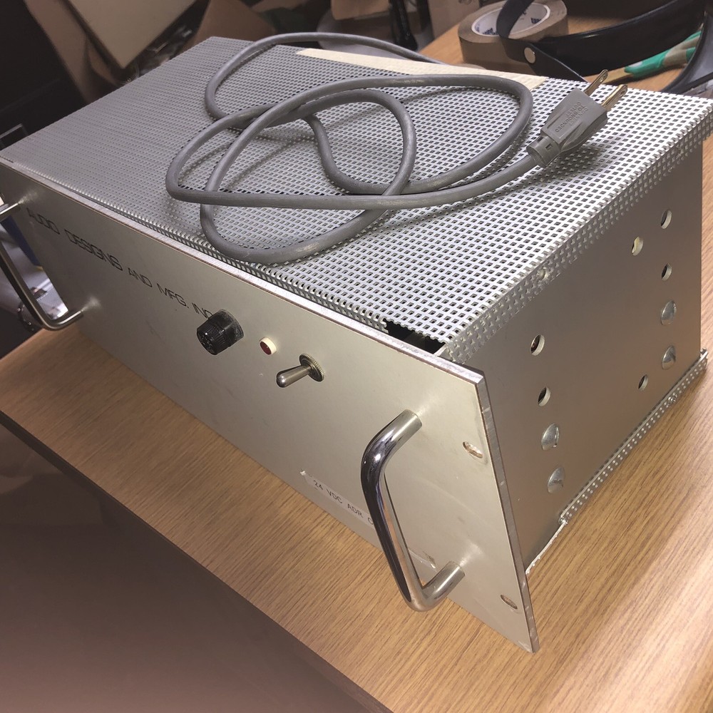 Lambda 7A 24vdc power supply With 6 Fused Outputs
