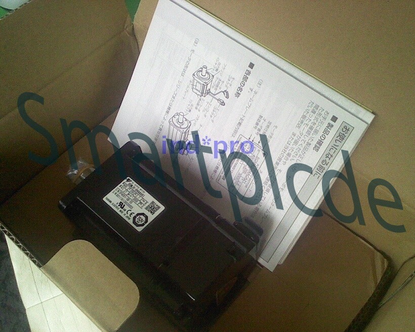 1Pcs New servo motor SGMAS-04ACA41