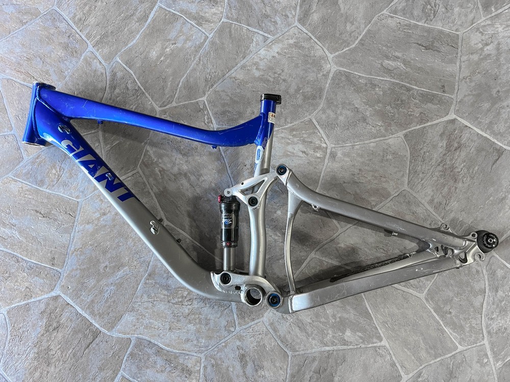 2012 Giant Trance X3 130mm 26" wheels medium