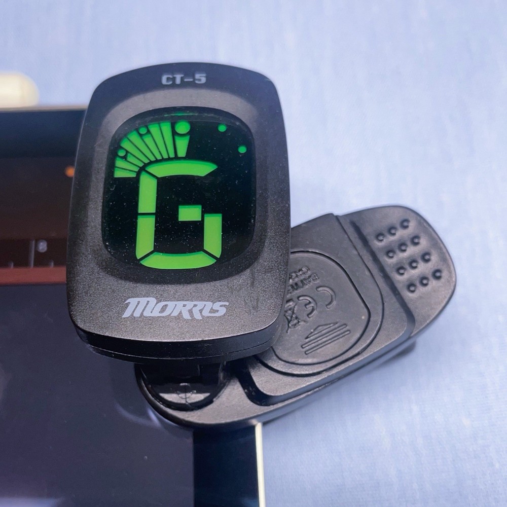 Morris CT-5 Chromatic Guitar Tuner