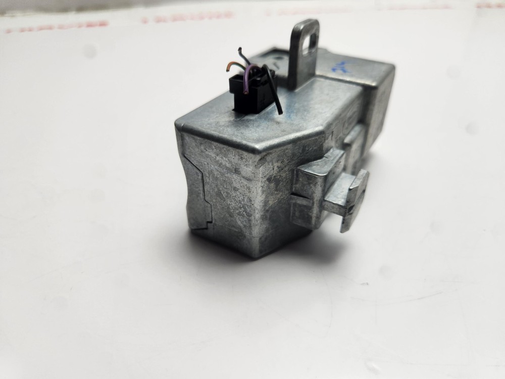 JAGUAR E-PACE STEERING COLUMN LOCK 2017 - 2021