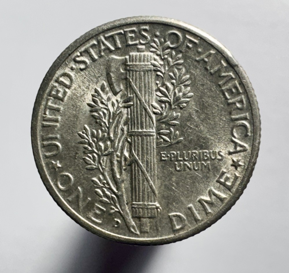 1944 D 10C Mercury Dime -0367
